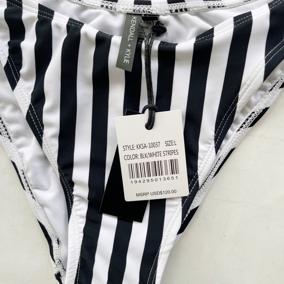 [Kendall & Kylie] NWT ruffle stripe bikini bottom only size large - Picture 8 of 8